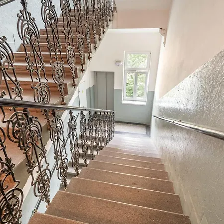 7th Heaven Close To Metro And Center * Praag