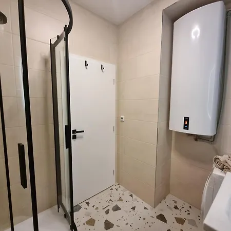 7th Heaven Close To Metro And Center Apartamento *