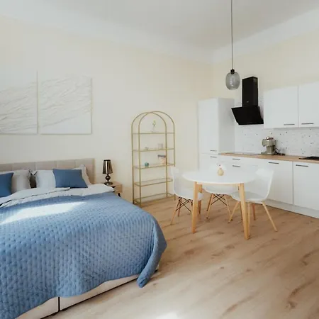 דירה 7th Heaven Close To Metro And Center *